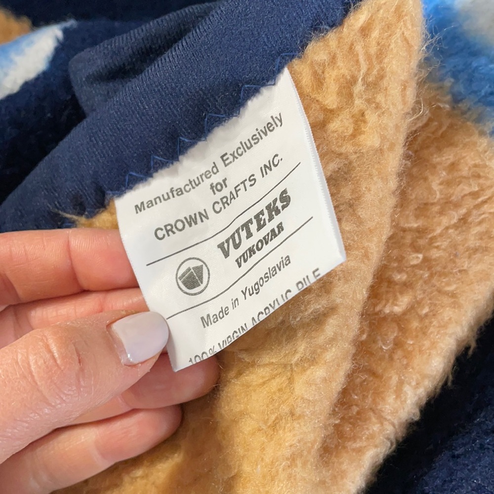 Vintage Vuteks Crown Crafts Blanket Bear 60 x 80 1986 navy blue reversible gift - Picture 4 of 6
